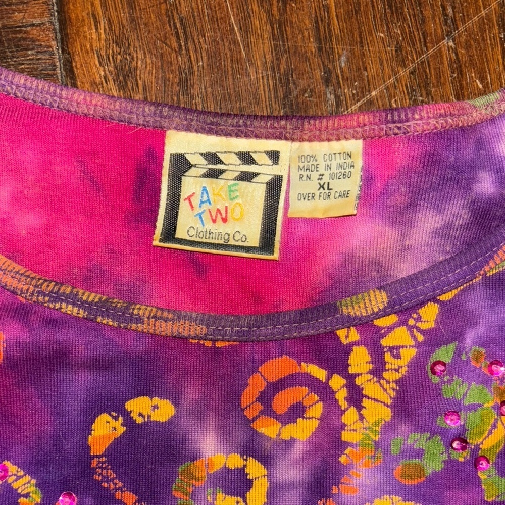 Vintage Takes Two embroidered top - Picture 5 of 6